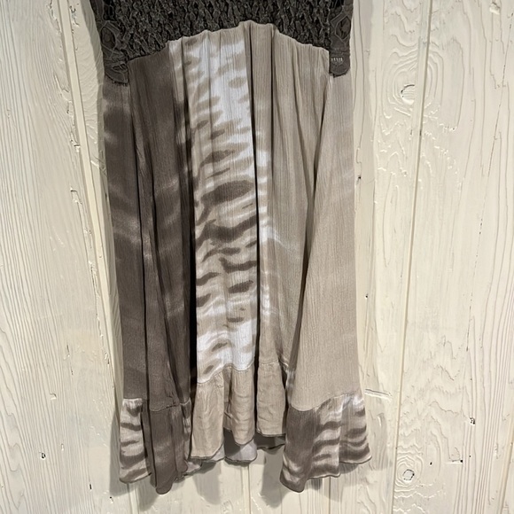 FADED Rose Dress, Size S - Picture 7 of 10